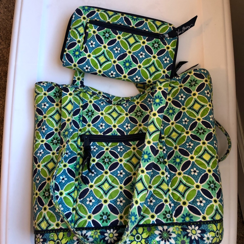Vera Bradley bag & wallet set